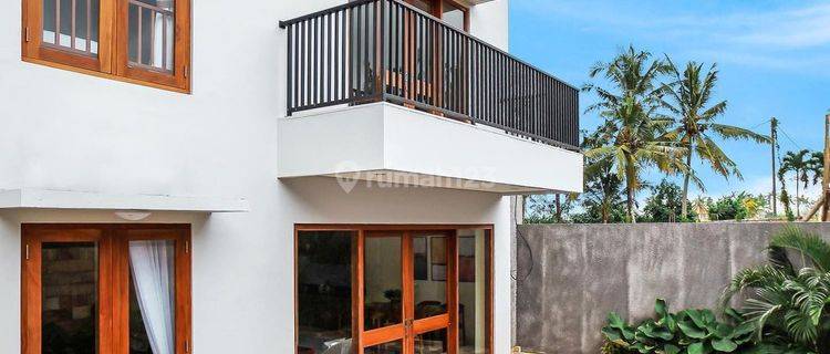 Villa Baru Fully Furnished Privat Pool Lokasi Tenang di Ubud 1