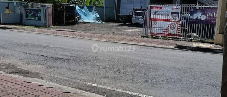 Rumah Dan Lahan Toko Lokasi Sangat Startegis Di Kerobokan  1