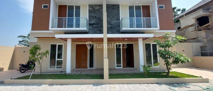 Rumah 2 Lantai Baru Unfurnished SHM di Prambanan, Sleman 1