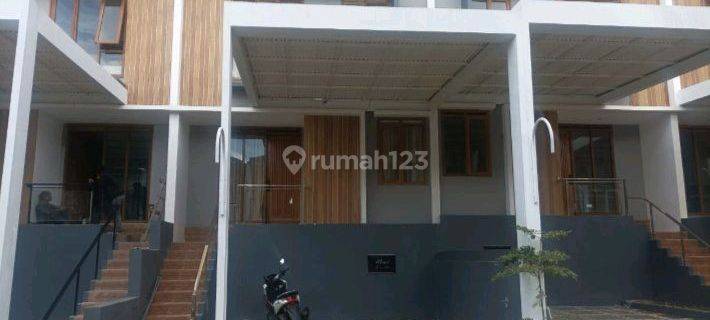 Rumah Asri Semi Furnished di Bandung Utara, Bali Garden Citi View 1