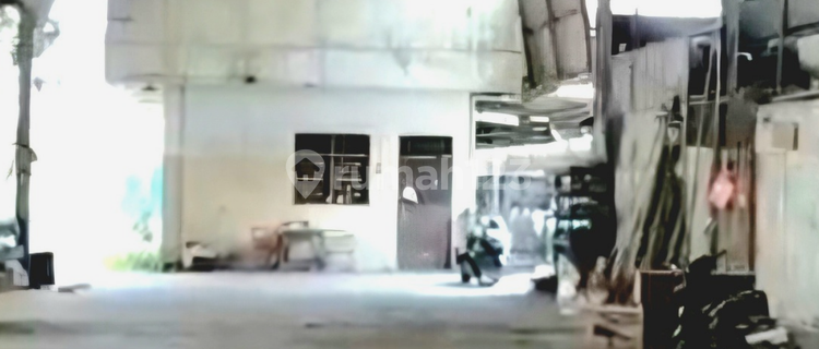 Gudang luas 1450 mtr lokasi pinggir jalan yos sudarso 1