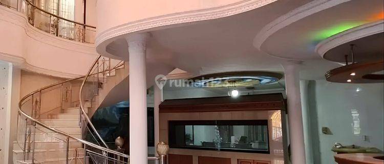 RUMAH MEWAH SUPER MURAH INTI KOTA DI JALAN SEI BINGEI  1