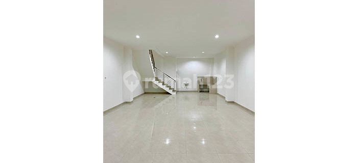 Brand New Shop House on Jl Surya Kencana, Bogor. 1