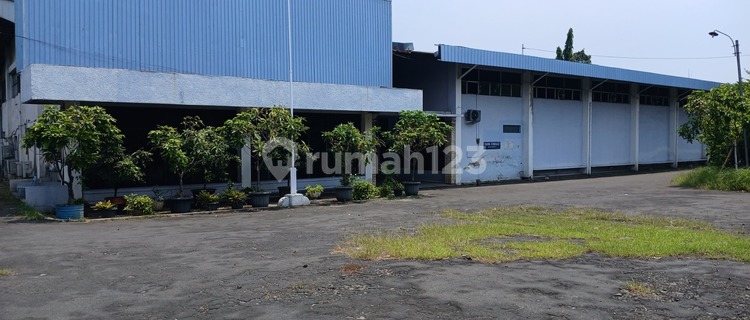 For Sale Land at a Strategic and Flood-Free Location in Siliwangi (Bonus: Warehouse & Office) 1