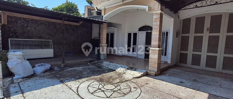 Strategic House Rental in Durian Banyumanik 1