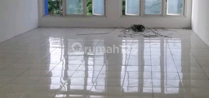 3-Storey Ready-to-Use Ruko on Raya Tenggilis 1