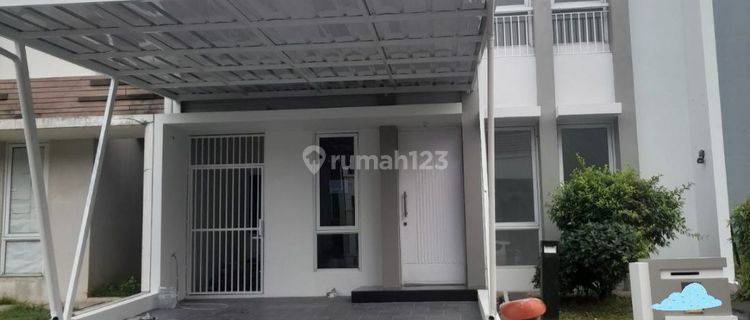 Rumah bagus baru siap di renofasi dan uda baja ringan di Kota Wisata 1