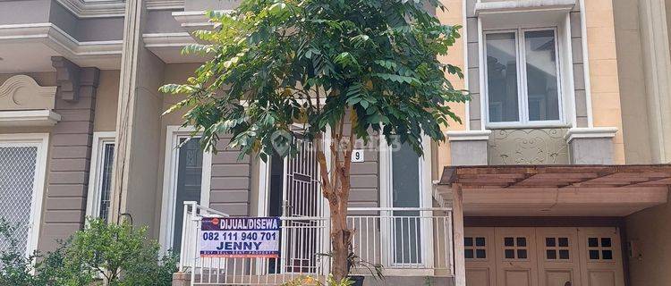 Rumah split level 2.5 Lt di cluster samara 1