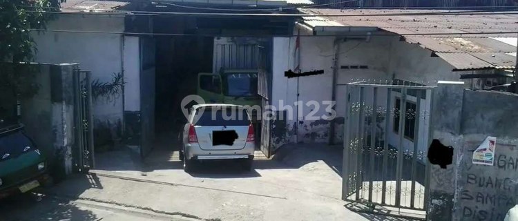Gudang Hitung Tanah 1 Lantai di Jl. BANYUURIP 1