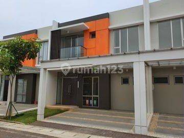 Disewakan Rumah Pik 2 Ukuran 8x12,5 Selatan 1