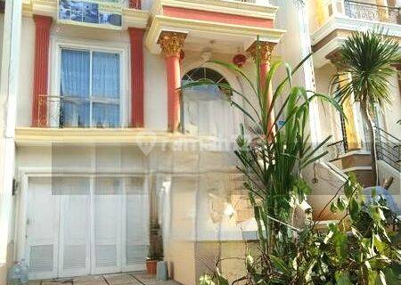 Rumah Indah 3 Lantai 7x20 4+1 di Venice Pik Pantai Indah Kapuk 1