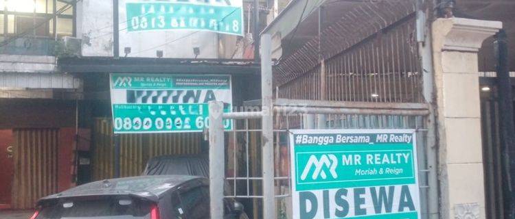 Disewakan Ruko di Salemba Jakarta Cocok Untuk Usaha Cafe, Kuliner Dan Bisnis Makanan 1