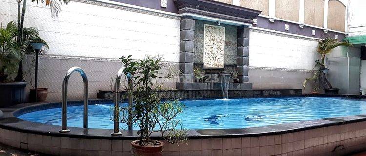 Kolam renang Taman Kedoya Baru Jakarta barat 2 Lantai 1