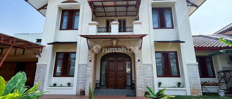 RUMAH SEMI FURNISHED DI KAWASAN ELIT ALAM SUTRA, TANGERANG SELATAN 1