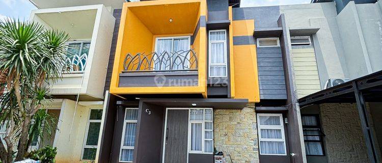 RUMAH MODERN MINIMALIS DALAM TOWNHOUSE DI BINTARO, TANGERANG SELATAN  1