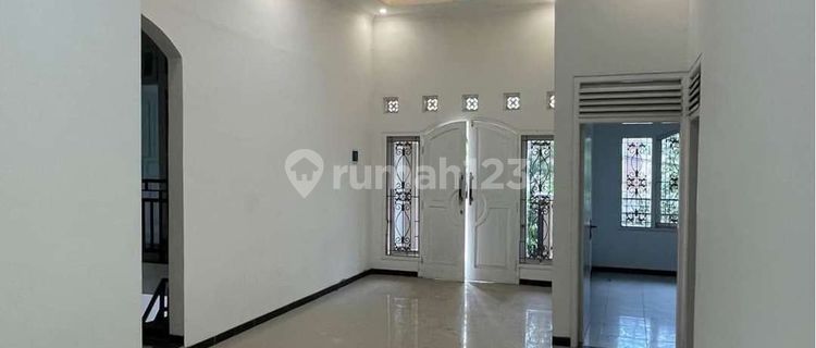 Asri Comfortable House in Karonsih Ngaliyan Semarang, Near Krapyak Toll Road 1