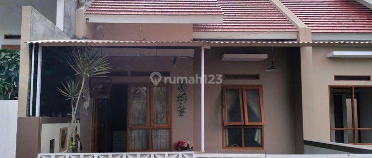 Rumah Bagus Semi Furnished Shm Di Sariwangi Parongpong Bandung
 1