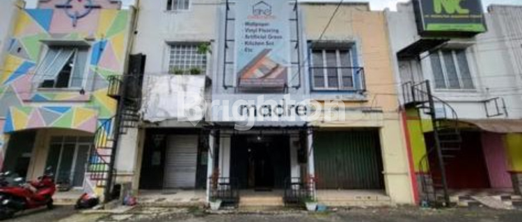 RUKO 2,5 LANTAI DIPERUMAHAN STRATEGIS DI BOGOR SELANGKAH DARI PINTU TOL 1