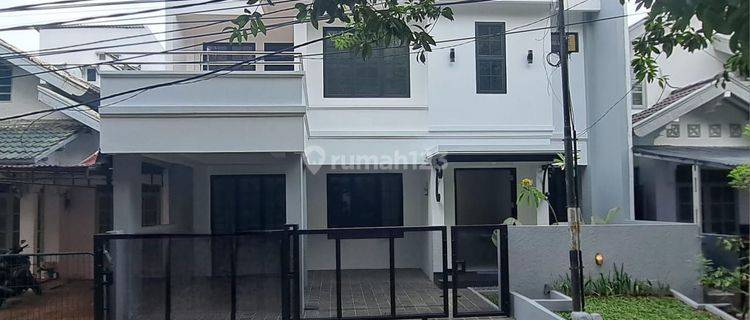 Rumah Siap Huni Ada Balkon Dan Taman Di Bintaro Dekat Rsib 1