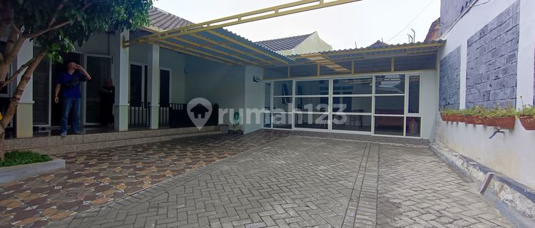Rumah Luas Bagus Siap Huni di Mulyoarjo Lawang  1