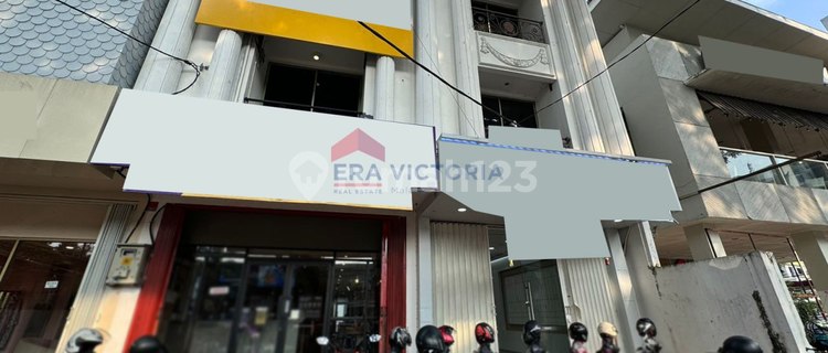 3-Story Shophouse on Main Road, Malang City 1