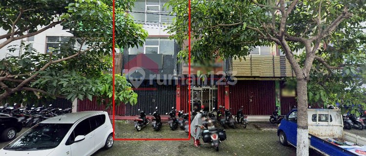 Shop House in Good Condition, Prime Location in Business and Campus Area, Soekarno Hatta, Malang 1