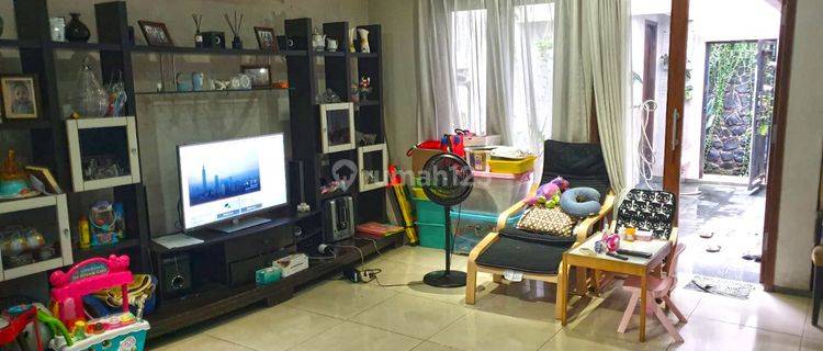 Dijual Rumah 2 Lt Semi Furnished SHM Bintaro 3,tangerang Selatan 1