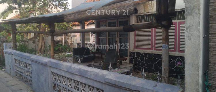 Rumah Hitung Tanah Akses Jalan 2 Mobil Di Semper S8008 1