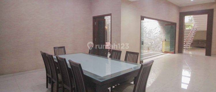 Rumah Bagus 2 Lantai Batununggal Bandung Modern Minimalis 1