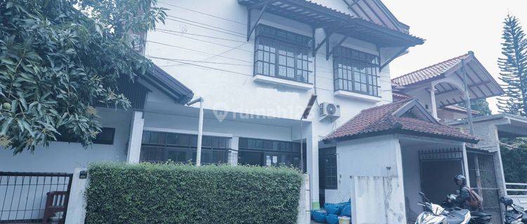 Rumah Hook 2 Lantai Eks Kantor Sayap Bkr Bandung SHM Harga Njop 1