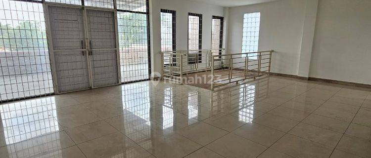 Disewakan rukan di Jl I Gusti Ngurai.Klender Jakarta Timur 1