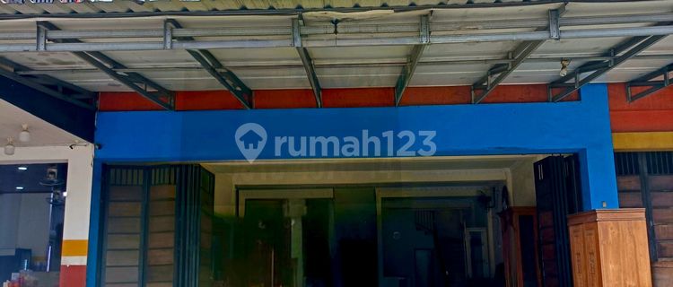 2-Storey Shop House Depok Two Strategic Locations for Business 1