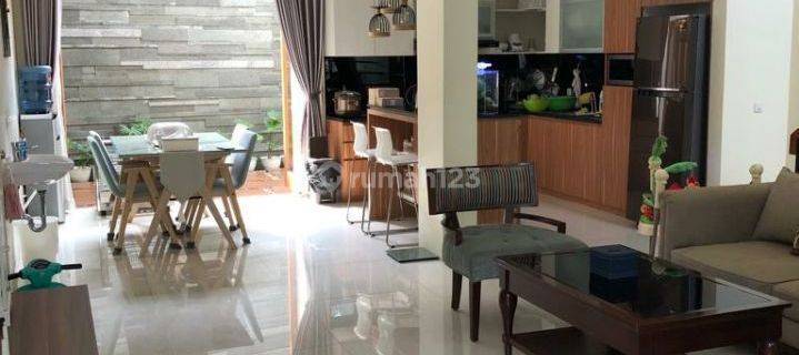 Jual : Rumah istimewa Full Furnish Sayap Pajajaran 1