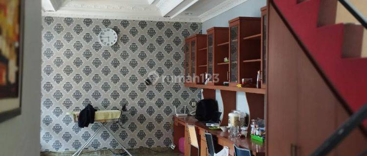 Dijual Rumah 2 Lantai Siap Huni Dengan Kebun Depan Dan Belakang Di Kota Baru Parahyangan Tatar Wangsakerta 1