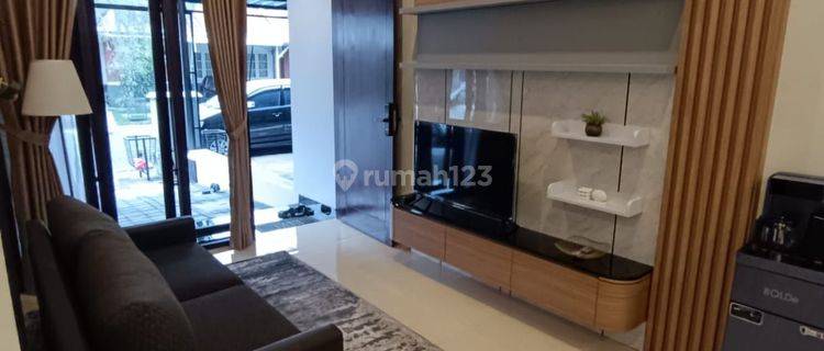 Dijual Rumah Full Renov. Full Furnish Siap Huni Di Kota Baru Parahyangan 1