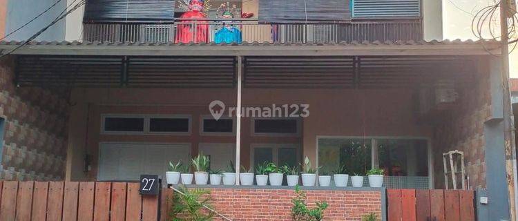 Rumah di Jalan Cibodas Tangerang 3 Lantai SHM Sudah Renovasi 1