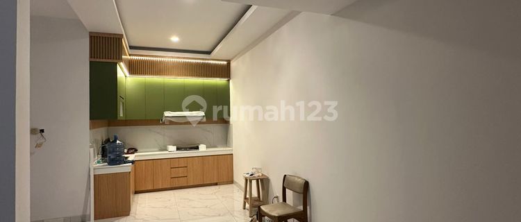 Jual Rumah Minimalis di Taman Kopo Indah 2 1