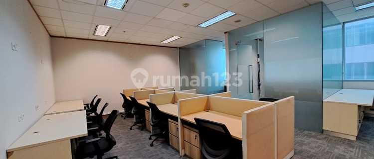 Sewa Kantor Furnish Exclusive 210 M2 di Menara Palma Kuningan 1