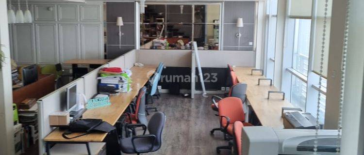 Sewa Kantor Siap Huni 172 M2 di Citiloft Sudirman, Bebas Overtime 1