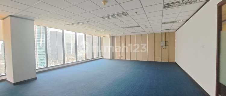 Sewa Kantor 158 m2 di Plaza Mutiara Mega Kuningan, Kondisi Msh Bare 1