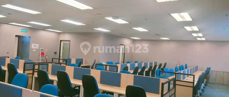 Sewa Kantor Full Furnish 360 M2 di Xl Tower Kuningan Jaksel, Siap Huni 1