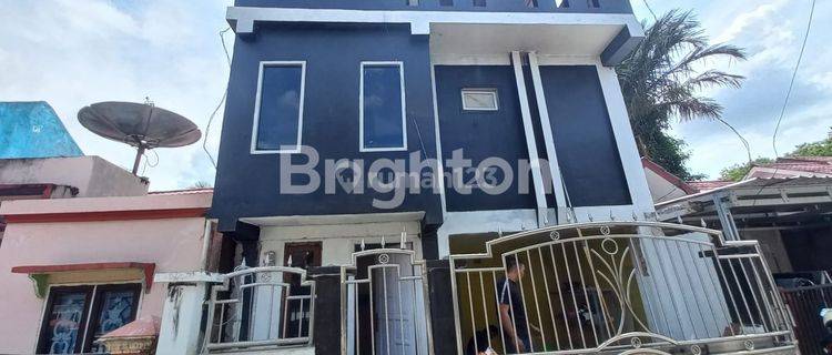 RUMAH 3 LANTAI HARGA YANG KOMPETITIF DI SAMBUTAN SAMARINDA 1