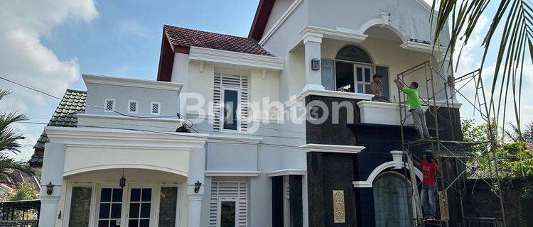 RUMAH CANTIK TYPE HOOK BUTUH RENOVASI INTERIOR SEDIKIT DIJAMIN JADI RUMAH NYAMAN ELEGAN 1