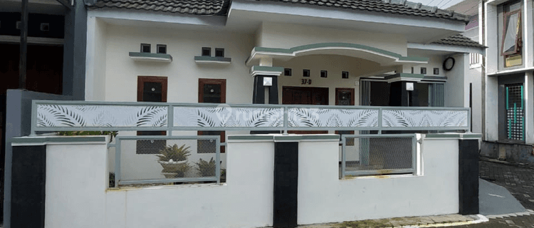 Rumah Cantik Bersih Terawat Siap Huni 1