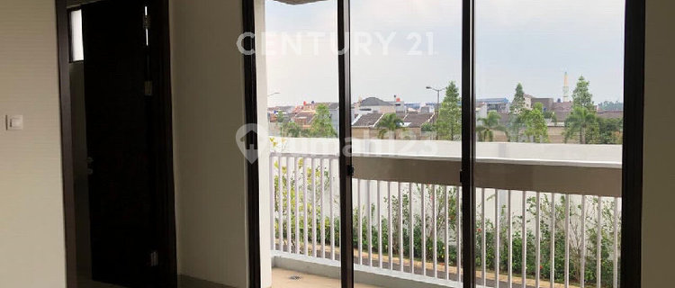 Rumah di Summarecon Dekat dengan Mall, Pertokoan Dll 1