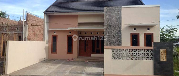 6 unit Rumah Murah Minimalis Modern di Sidokarta Godean 1