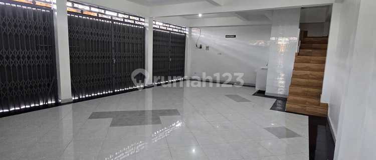 2-Storey Shophouse in Penarungan Area, Mengwi, Badung 1