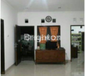 Rumah cantik di hook. Taman Nuansa Tjampuhan Saba Gianyar 1