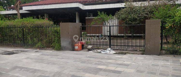 Rumah Usaha SHM di Nol Jalan Raya Dharma Husada, Surabaya 1