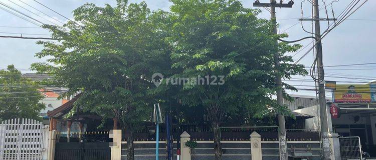 Rumah Komersial Area Hitung Harga Tanah Saja Di Raya Kupang Baru 1